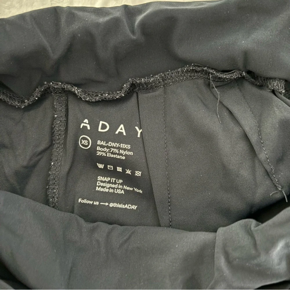 ADAY Snap It Up Wide Leg Pants Navy Blue size XS‎